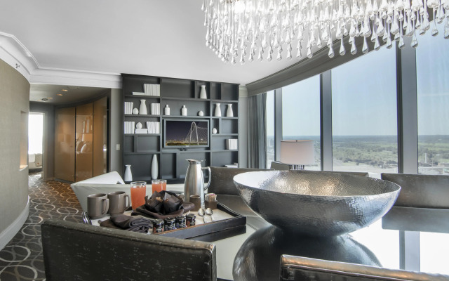 Omni Dallas Hotel