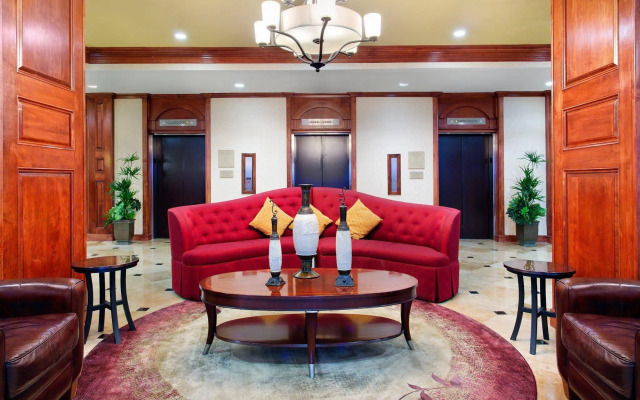 Holiday Inn Express Dallas Medical-Market Center by IHG