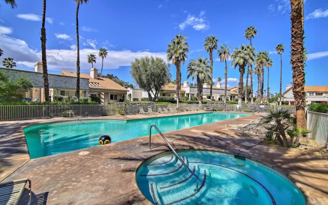 Palm Desert Townhome w/ Pool Access & Golf Course!