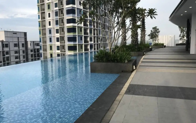 I-City I-Soho Chamey Homestay Condo