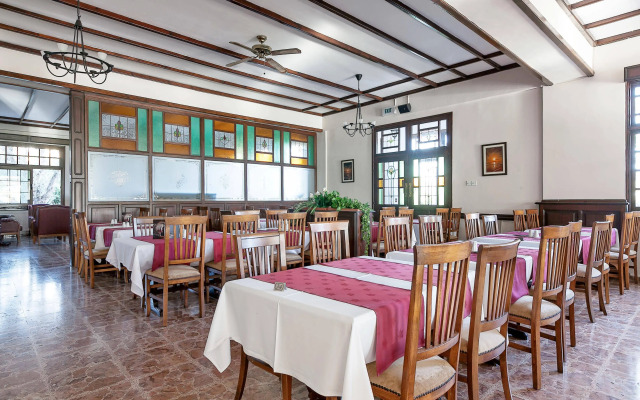 The Ship Inn Hotel and Villas