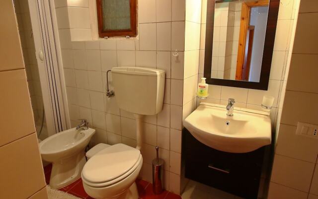 Modern Villa with Private Pool in Fabriano Italy