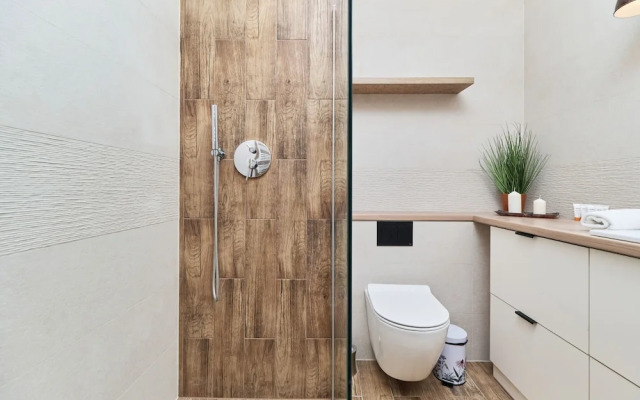 Exclusive Two-level Apartment by Renters