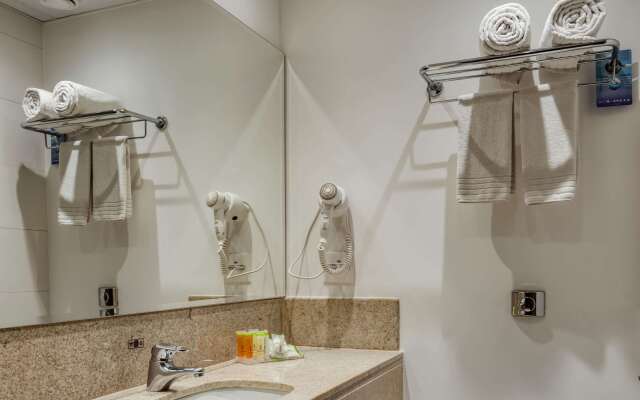 Comfort Suites Vitoria