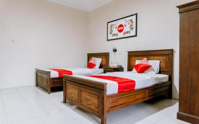 OYO 1069 Hotel New Rajawali