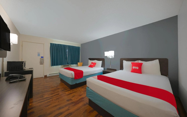 OYO Hotel St. Helens, OR
