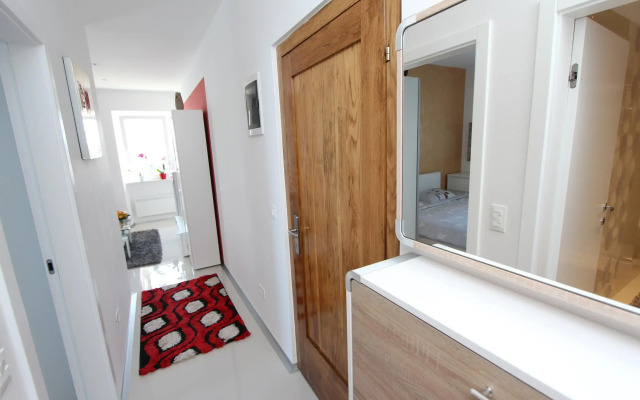 Apartment Edi