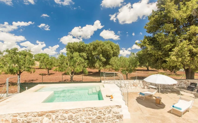 Trullo del Mandarino con piscina