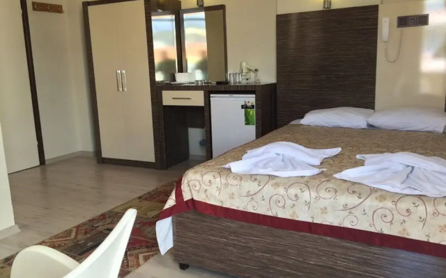 Ak Otel