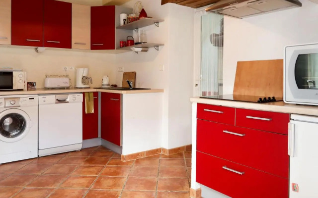 Holiday Home L'Hirondelle - SJD202