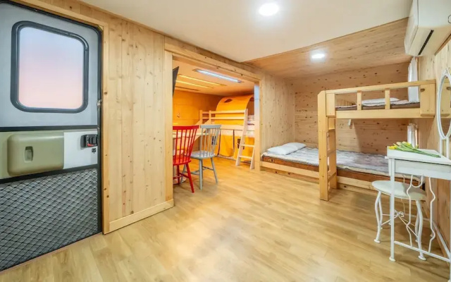 Chuncheon Free People's Caravan Pension