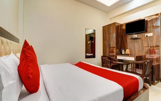 OYO 30849 Hotel Natraj INN