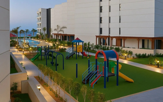 Elegant Sea View Chalet With Private Balcony