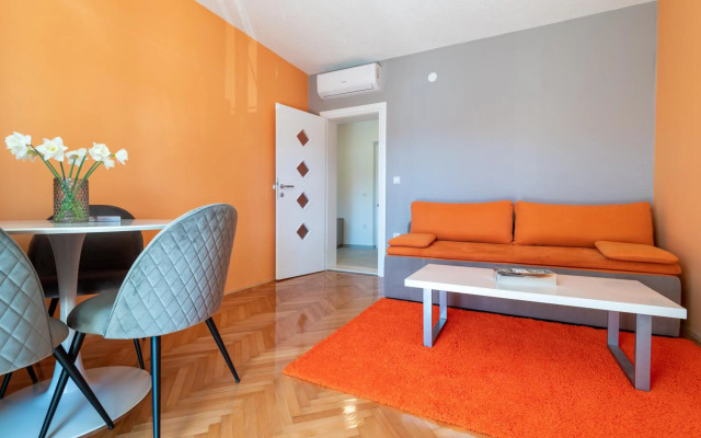 Apartments & rooms Leon