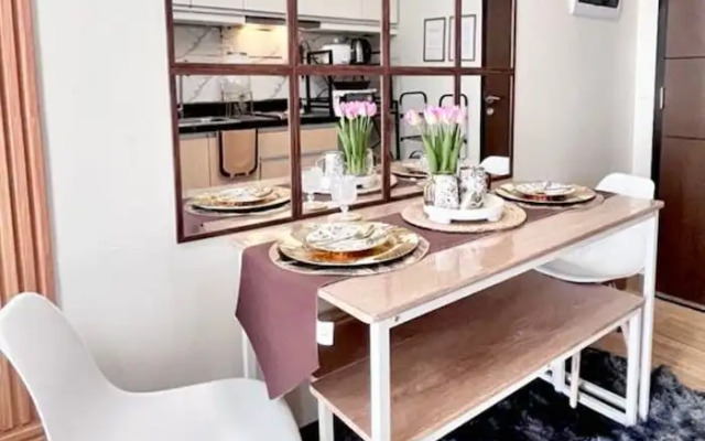 Room-the B's Crib Saint Dominique