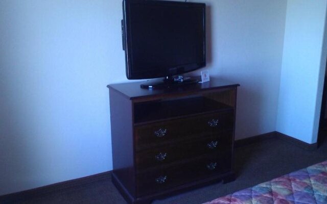 Robinson Inn and Suites