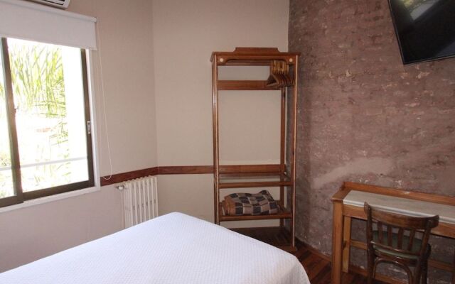 Hotel Vicente Lopez