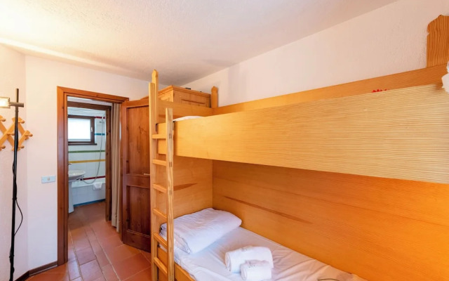 Charming Apartment With Garden in Courmay