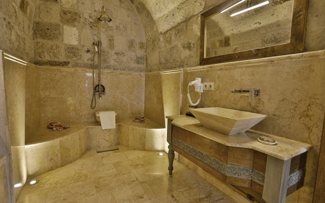 Şah Saray Cave Suites