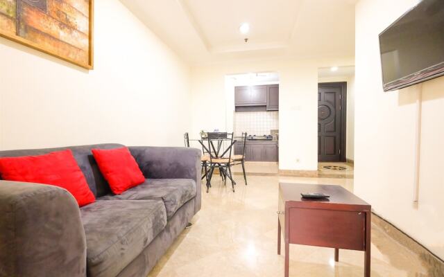 Exclusive Riverside Pluit Apartment