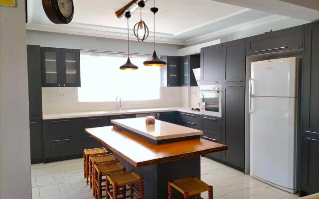Köyceğiz'de Bağımsız Havuzlu Lüks Villa: Bülbül