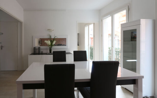 Apartments Riverside Toulouse, the ART of hosting