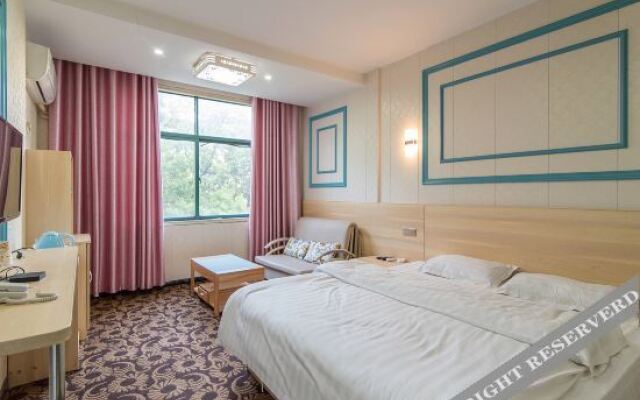 Yunmeng Ruixin Express Hotel
