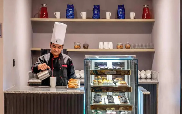 Comfort INN Grand - Kaushambi