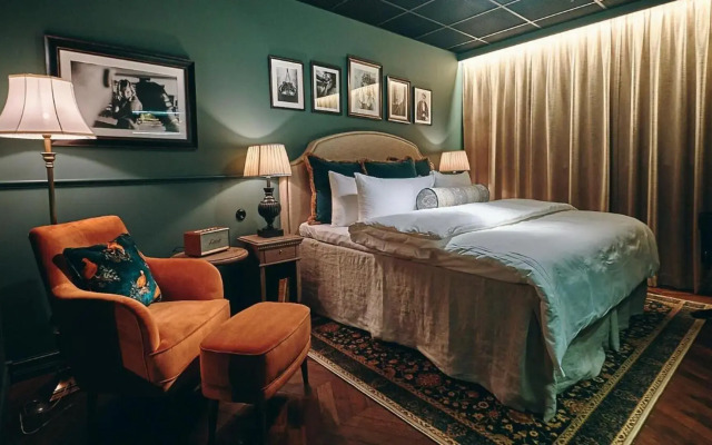 The Steam Hotel