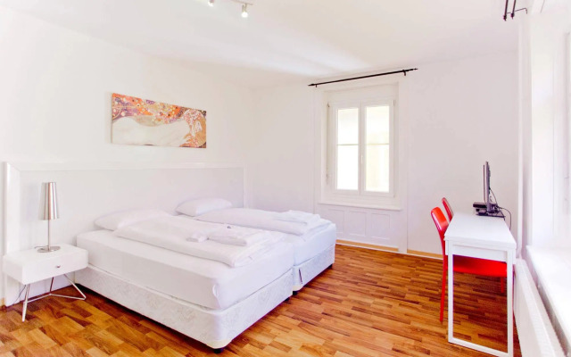 Comfort Apartments by LivingDownTown