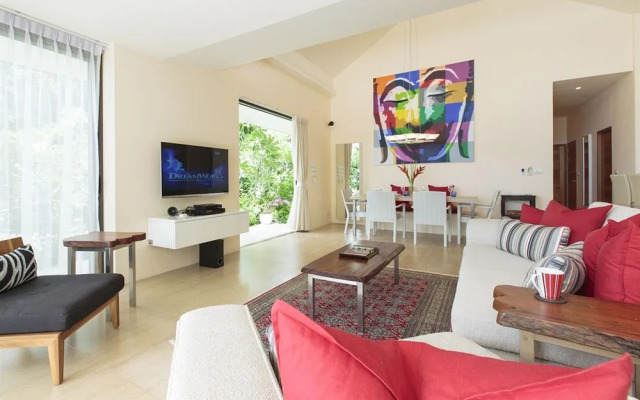 Beach House Samui Hotel