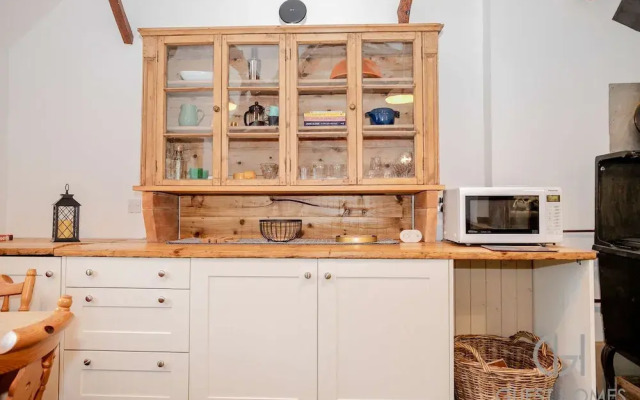 Host Stay Snodsbury Barn