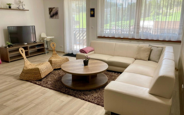 MJ Apartments Panorama