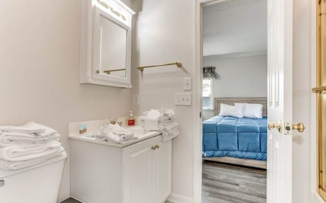 4102 South Ocean Blvd by Escape