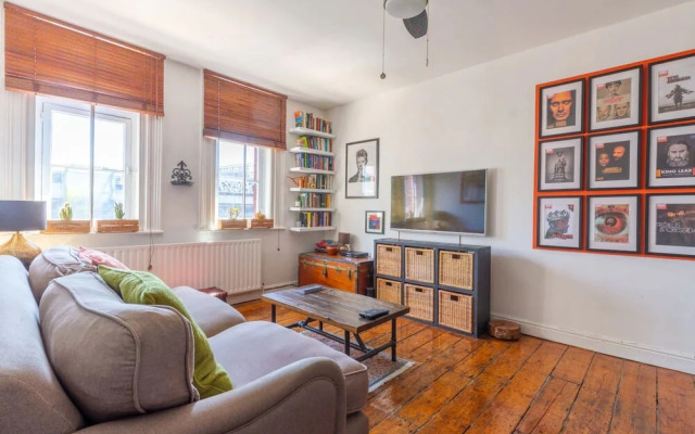 Trendy 2 Bedroom Apartment in the Heart of Brixton