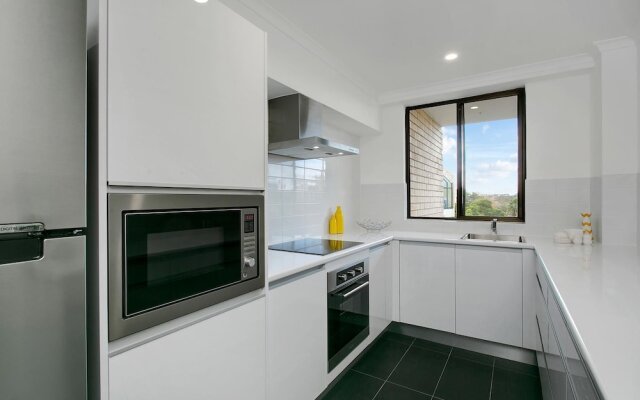 Newly Renovate Immaculate Cremorne One Bedroom Apartment - CREM4