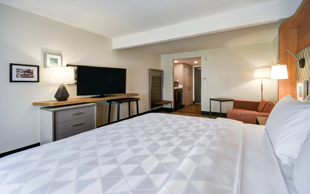 Holiday Inn Allentown-Bethlehem by IHG