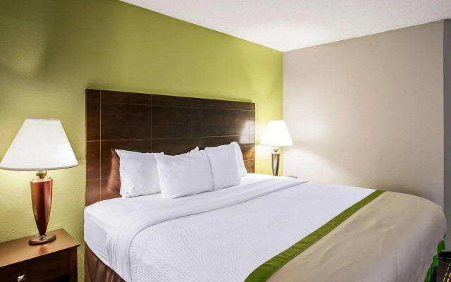 Clarion Inn Asheville Airport