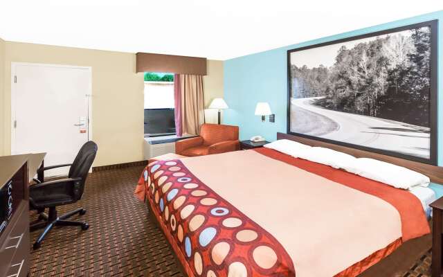 Super 8 by Wyndham Madison/Ridgeland Area