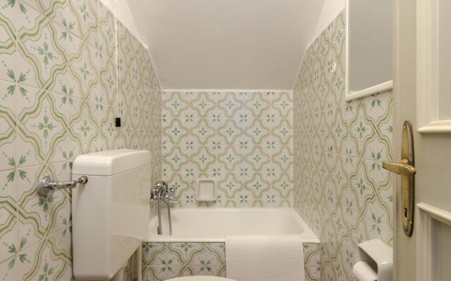 JOIVY Spectacular Sea View Apt For 5 W/Terrace