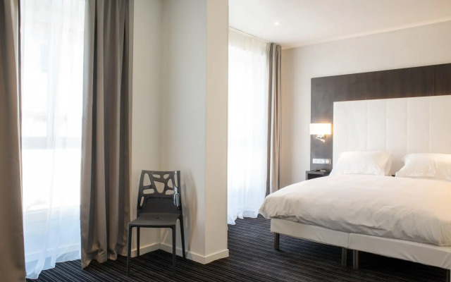 Hotel 64 Nice