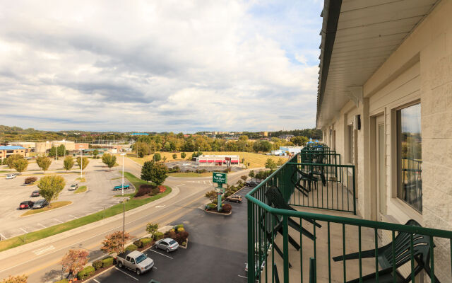Park Grove Inn