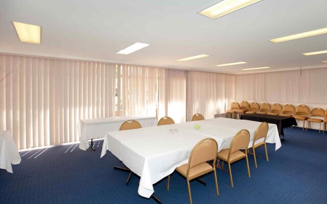 Swan Hill Resort