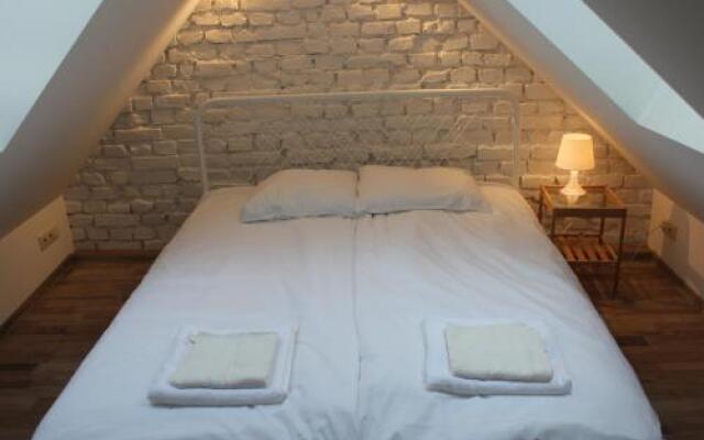 Three-Bedroom Apartment on Peldu 19