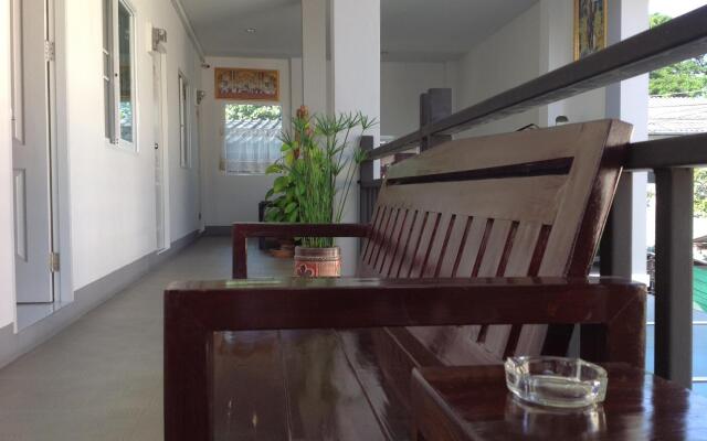 Grandma Kaew House