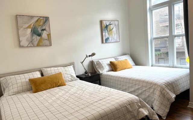 Chez Mont Royal Apartments