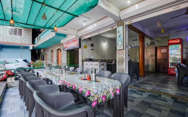 OYO Flagship 70298 Hotel Sai Vedant