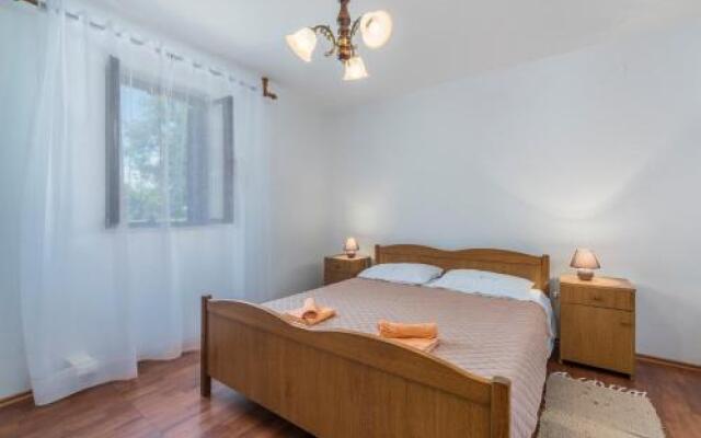 Apartment Nino 255