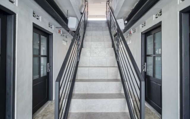 RedDoorz Syariah near Galeria Mall Yogyakarta