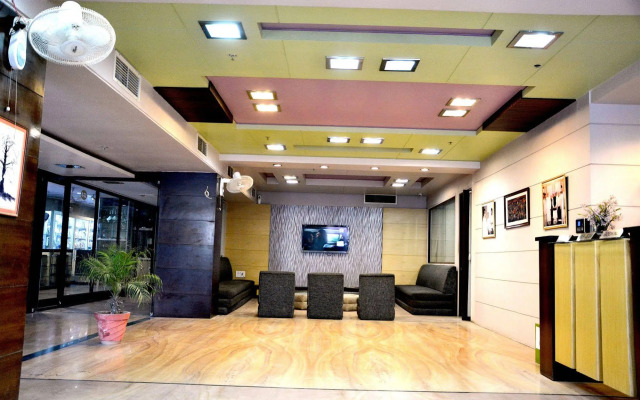 Hotel Arco Palace